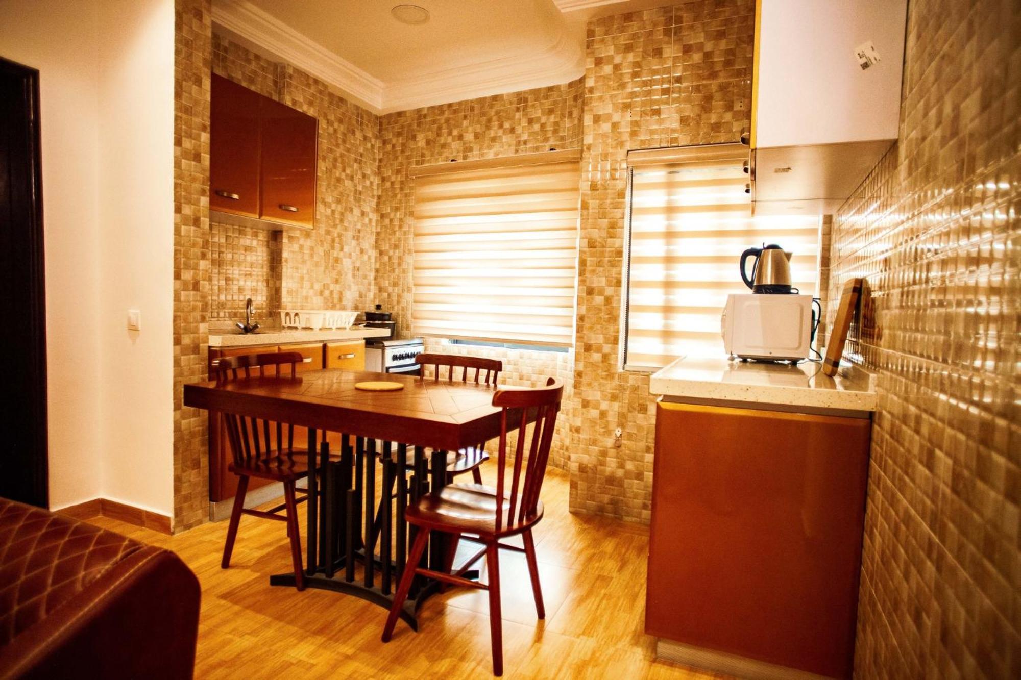 Les Ombrelles Appart'Hotel Cotonou Kültér fotó